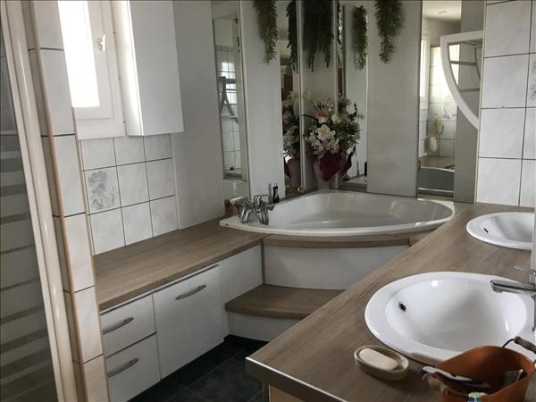 Maison à vendre |  Biars-sur-Cère |  6 pièces | 174 m²