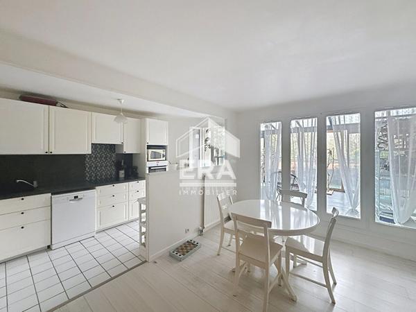 Appartement 4 pièces avec une grande Terrasse