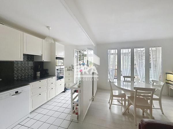 Appartement 4 pièces avec une grande Terrasse