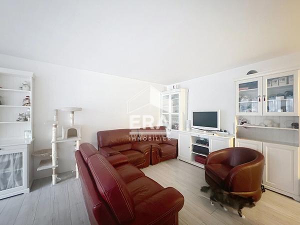 Appartement 4 pièces avec une grande Terrasse