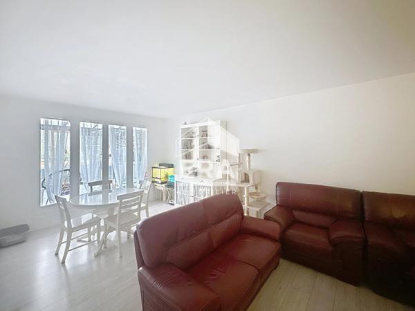 Appartement 4 pièces avec une grande Terrasse