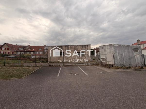 TERVILLE – LOT DE 8 PLACES DE STATIONNEMENT SÉCURISÉES