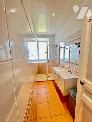 Nouveauté ! Maison de Maître de 286 m² sur 2 910 m² de terrain clos de murs. 