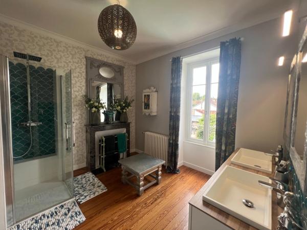 Maison à vendre 8 pièces MAXILLY SUR SAONE (21)