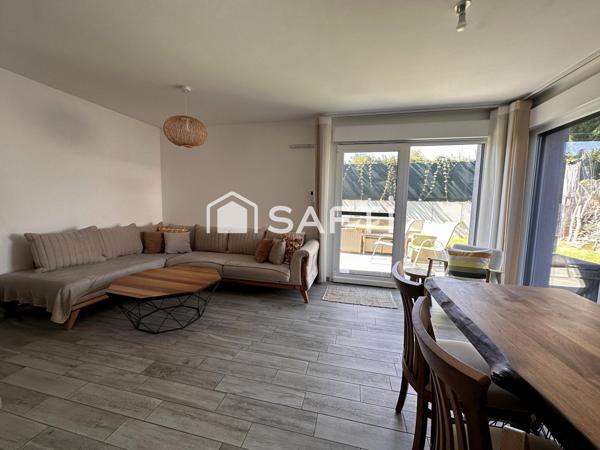 Maison contemporaine 2020 – 4 pièces, sous-sol aménageable et garage.