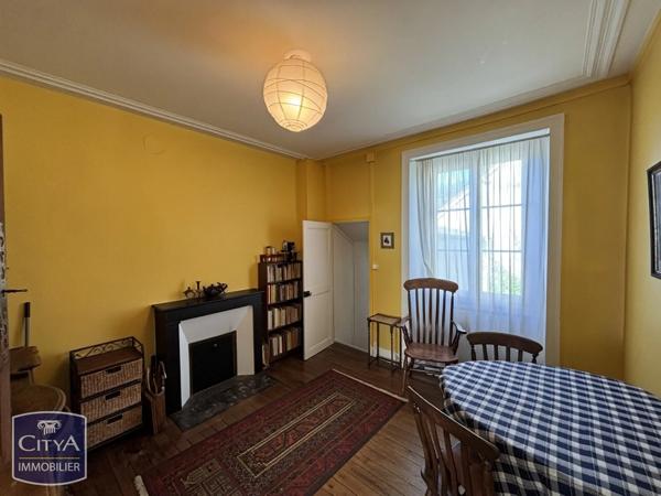 Maison à vendre 7 pièces 172m² Châteauroux (36000)