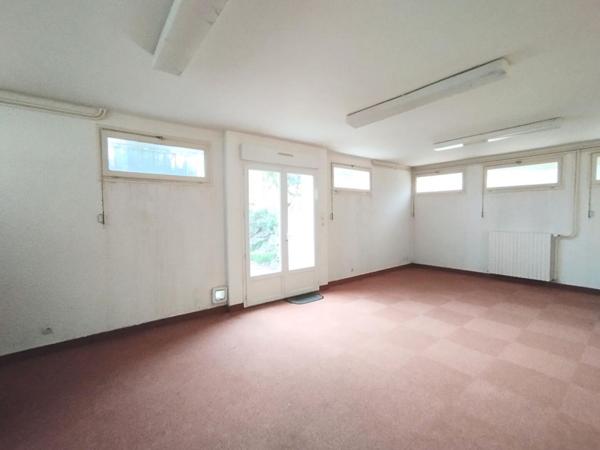 Maison, 240m² + annexes, bourg Loroux Bottereau (44430)