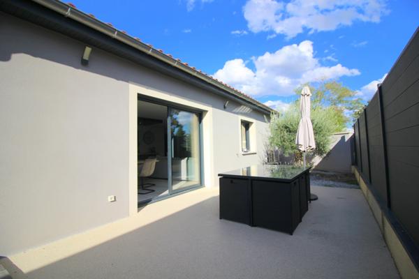 Maison
         5 pièces
        - 130 m² 335 000 € *