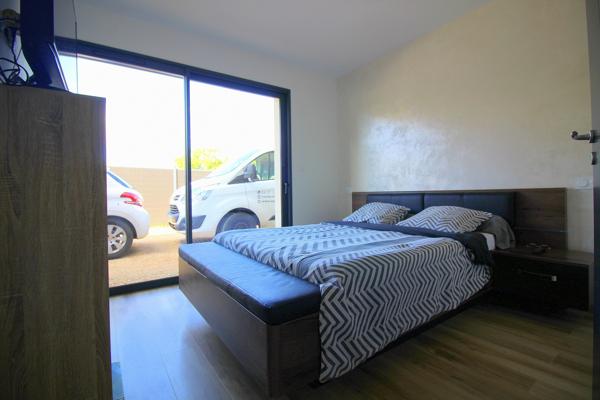 Maison
         5 pièces
        - 130 m² 335 000 € *