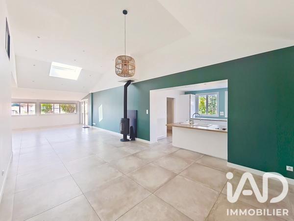 Maison à vendre 8 pièces 178 m² Breuil-Magné