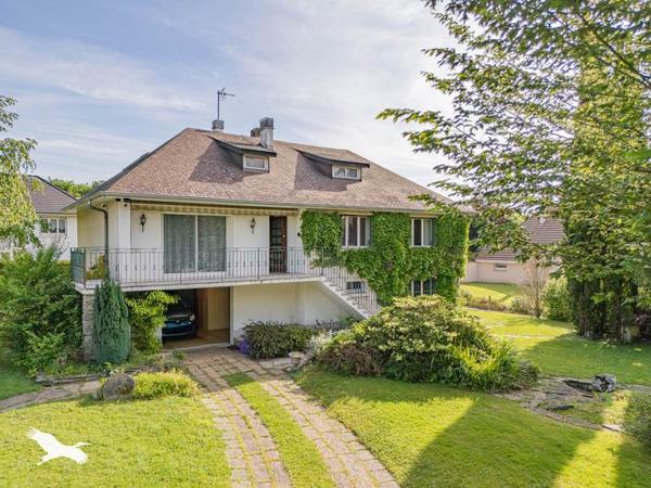 Maison à vendre |  Lescar |  7 pièces | 130 m²