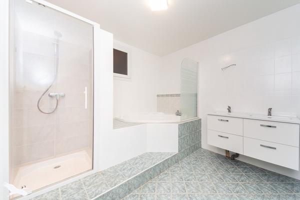 Maison à vendre |  Montendre |  4 pièces | 136 m²