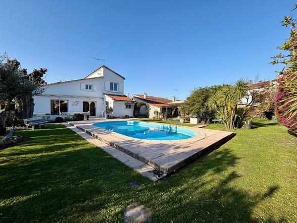 Maison à vendre à  Libourne