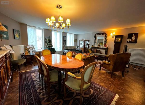 Maison de ville à vendre à Langres en Haute-Marne (52200), ref : SGML102886