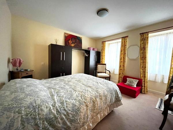 Maison de ville à vendre à Langres en Haute-Marne (52200), ref : SGML102886