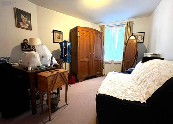 Maison de ville à vendre à Langres en Haute-Marne (52200), ref : SGML102886