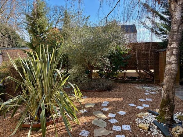 Dourdan (91410) La maison des années 30 et son extension.