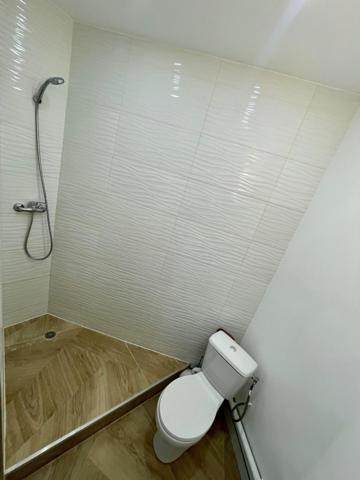 Deux pièces situé à port de Clichy