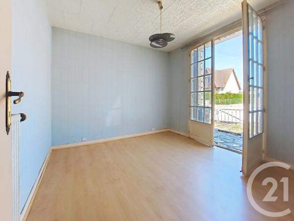 Maison à vendre  5 pièces - 98,50 m 2   ST VAURY  - 23