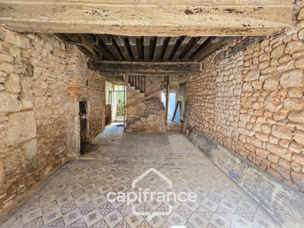 LORMES (Morvan) – Ancien hôtel particulier du XVIIIᵉ siècle – 780 m² de caractère à restaurer