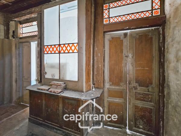 LORMES (Morvan) – Ancien hôtel particulier du XVIIIᵉ siècle – 780 m² de caractère à restaurer