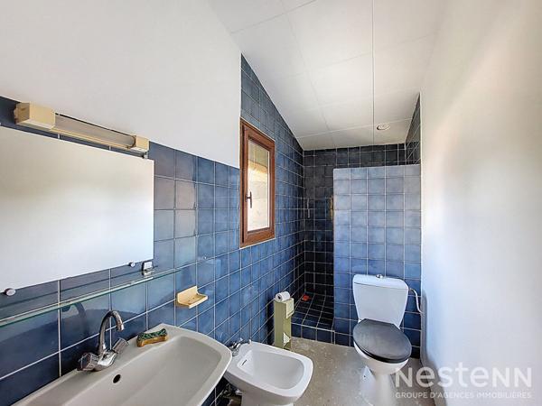 A Vendre Maison de ville en pierre de 123 m² habitable de plain-pied à proximité immédiate des commodités