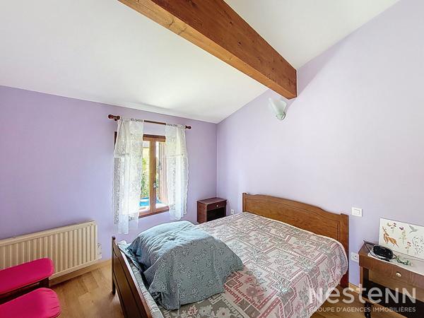 A Vendre Maison de ville en pierre de 123 m² habitable de plain-pied à proximité immédiate des commodités