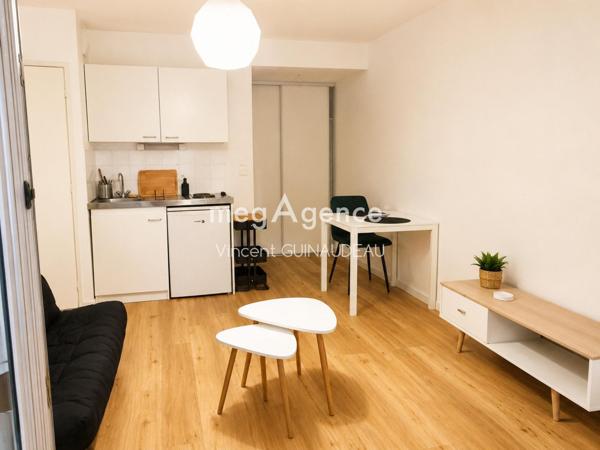 Appartement à CHOLET, 49300 - 1 pièce 18m²