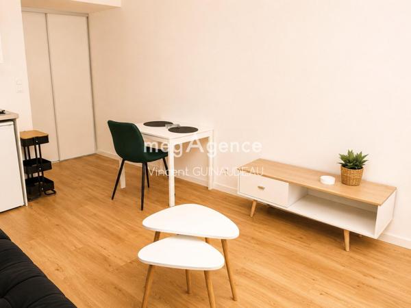Appartement à CHOLET, 49300 - 1 pièce 18m²