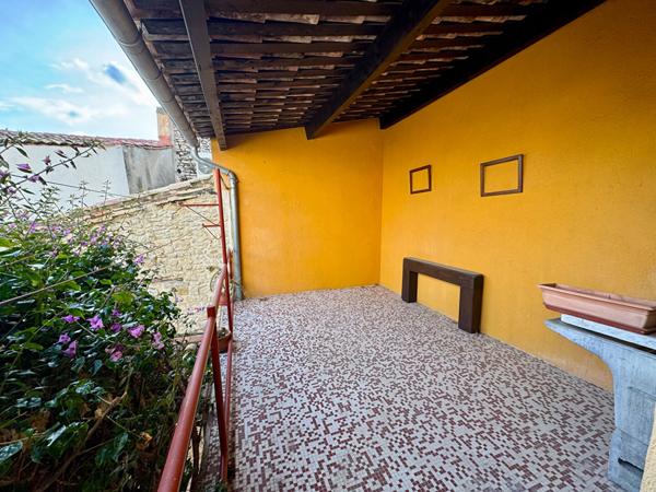 Maison Milhaud 9 pièce(s) 330 m2