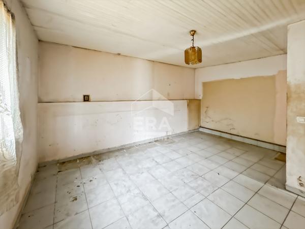 Maison 110 m² sur terrain de 4 600 m²  Meyragues