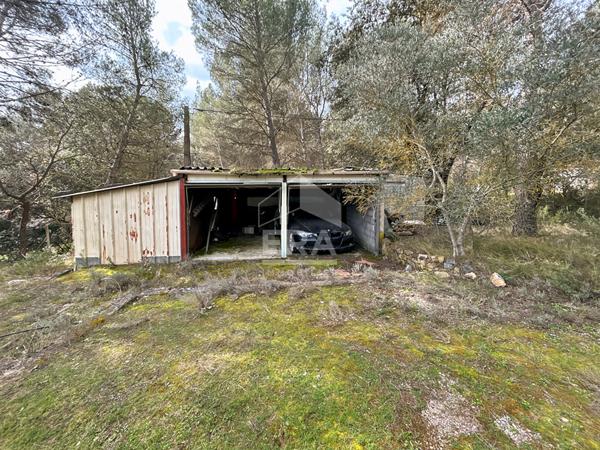 Maison 110 m² sur terrain de 4 600 m²  Meyragues