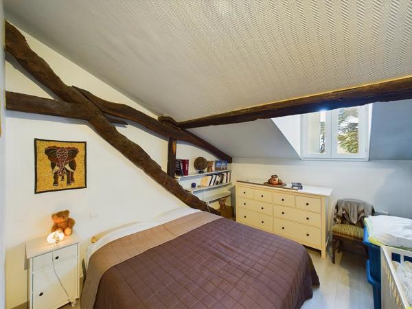 Magnifique propriété avec 3 maisons d'amis et piscine