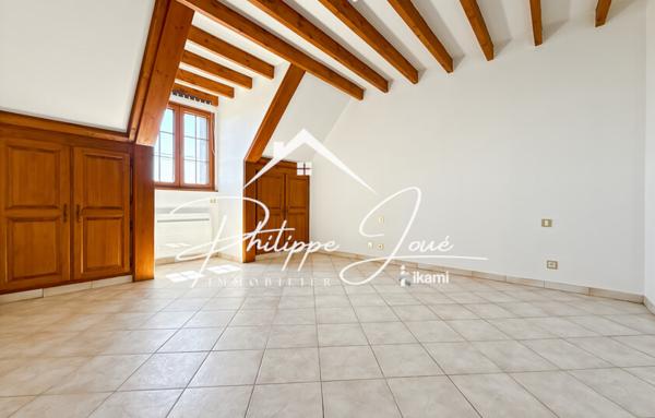 Maison 7 pièces de 180 m2 à St Clément (89100)