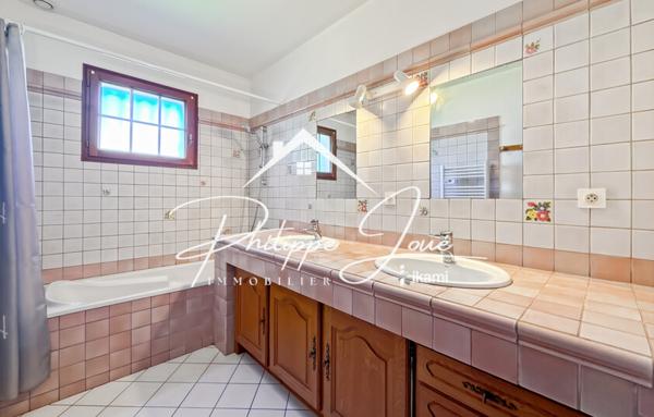 Maison 7 pièces de 180 m2 à St Clément (89100)