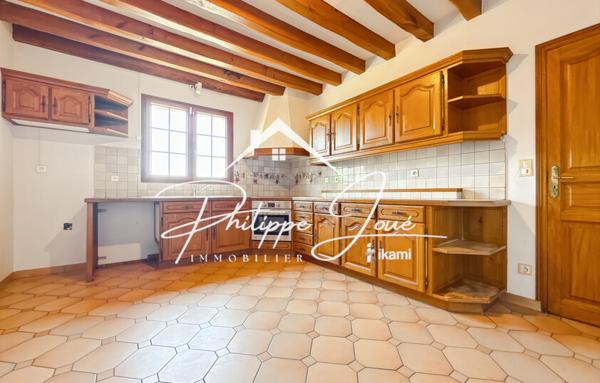 Maison 7 pièces de 180 m2 à St Clément (89100)