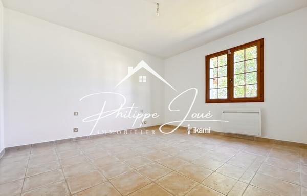 Maison 7 pièces de 180 m2 à St Clément (89100)