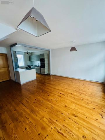 Appartement rénové à vendre à Saint-Omer dans le Pas-de-Calais (62500), ref : 6033