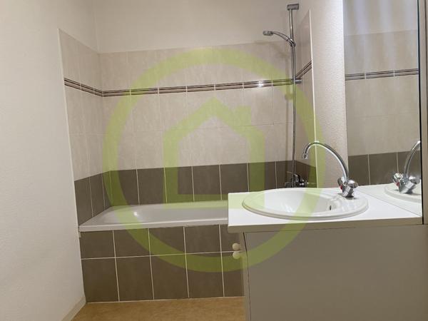 Appartement à PONTIVY (56300)