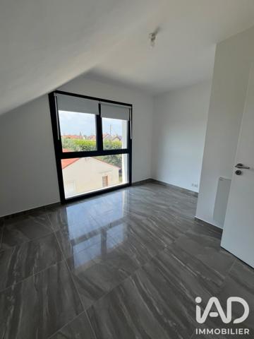 Location appartement 3 pièces 36 m² Savigny-sur-Orge