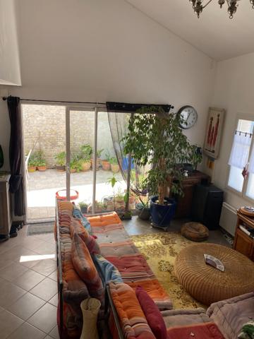 Maison de bourg de 77 m² au calme