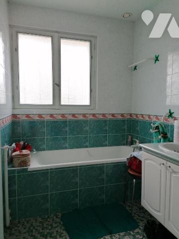 PAVILLON SUR SOUS SOL