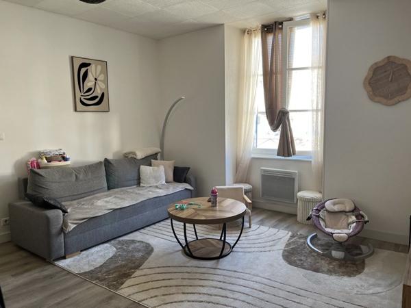 Immeuble à vendre 129 600 € Bellac 176 m² DPE D