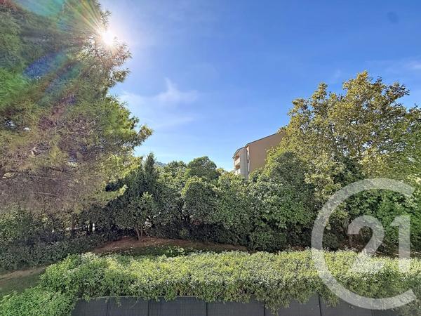 Appartement T3 à vendre  3 pièces - 69,02 m 2   MARSEILLE  - 13009