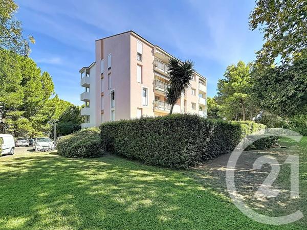 Appartement T3 à vendre  3 pièces - 69,02 m 2   MARSEILLE  - 13009
