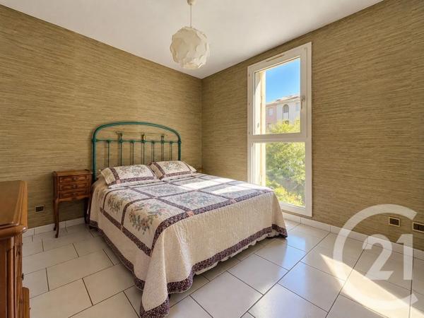 Appartement T3 à vendre  3 pièces - 69,02 m 2   MARSEILLE  - 13009