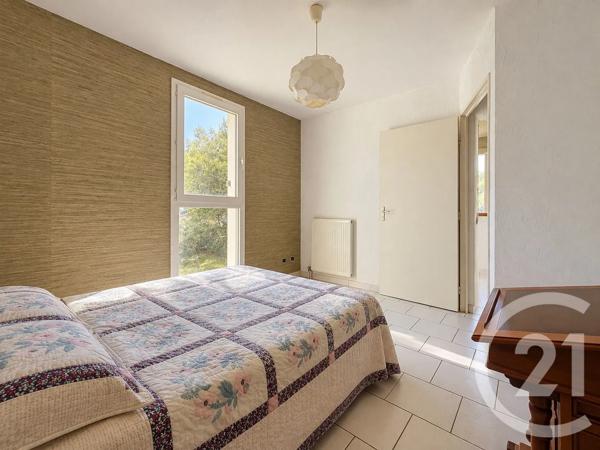 Appartement T3 à vendre  3 pièces - 69,02 m 2   MARSEILLE  - 13009