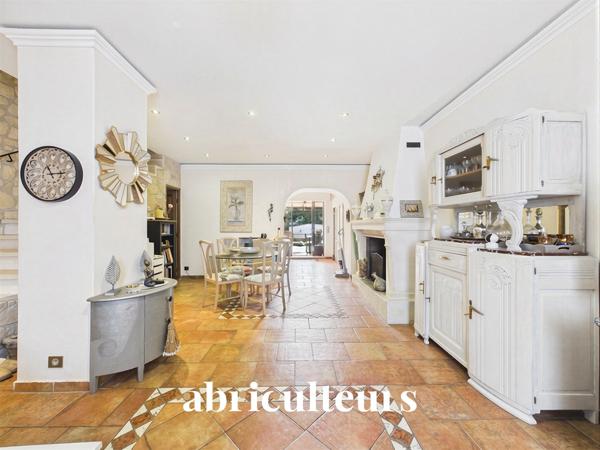 Charme de la pierre : Maison de ville 100m² Cavaillon