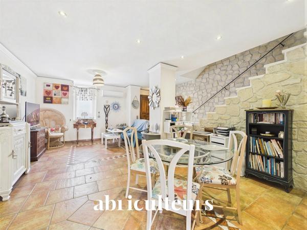 Charme de la pierre : Maison de ville 100m² Cavaillon