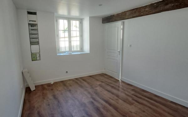 Appartement à louer    4 pièces •  Sancerre